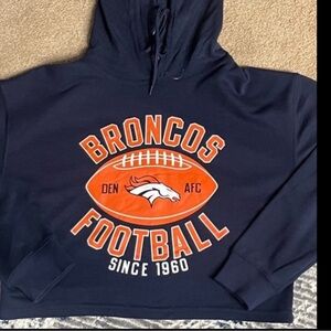 NWOT- Broncos Navy Blue Cropped Hoodie Sweatshirt